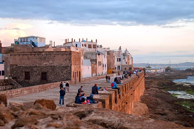 Essaouira Guided Tour: 3 on 1 - Nightlife tour, Live like a local & Street food - Starting at the fishing port
