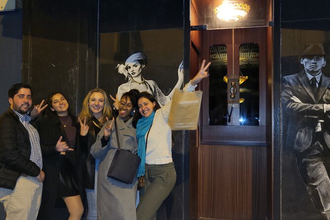 Explore speakeasies and hidden bars, sip meet & socialize - Key points at a glance