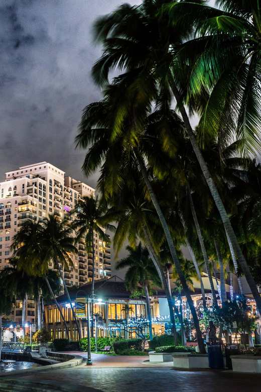 Ft. Lauderdale: Boos and Booze Haunted Pub Crawl - Starting at Bodega Taqueria y Tequila on Las Olas Boulevard