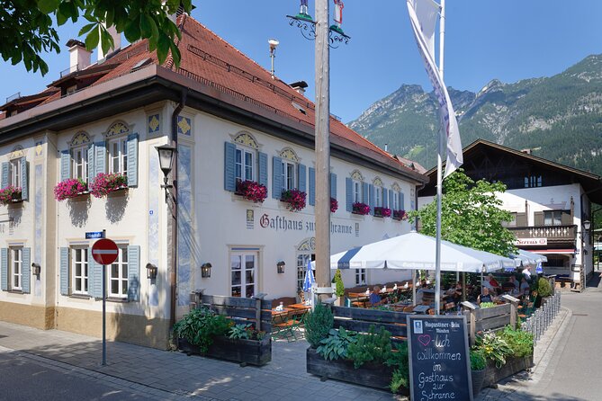 Garmisch Historical Pub Crawl - Taking the bus from Partenkirchen to Garmisch