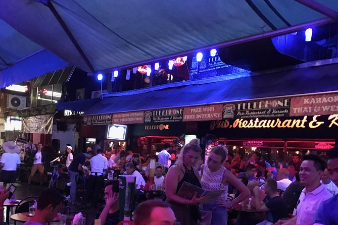 Gay Private Explorer - an insight tour to gay nightlife in Bangkok - The 9:00 p.m. start and the four-hour format