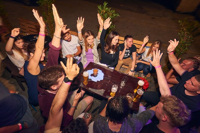 Gdansk: Pub Crawl with Free Drinks - Finishing with VIP nightclub entry