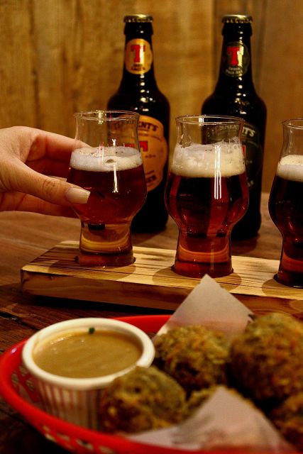 Glasgow: Beer Flight with a Haggis Taster in a Glasgow pub - Is $27 a fair price?
