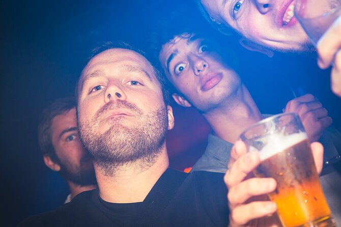 Guided Private Bar Tour in Amsterdam City Center - Choosing the right route for your group