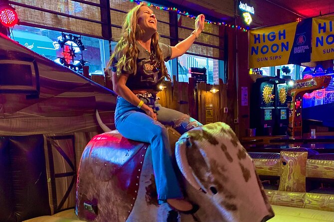 Guided Pub Crawl Walking Tour of Downtown Nashville - Five bars, drink specials, and a changing atmosphere