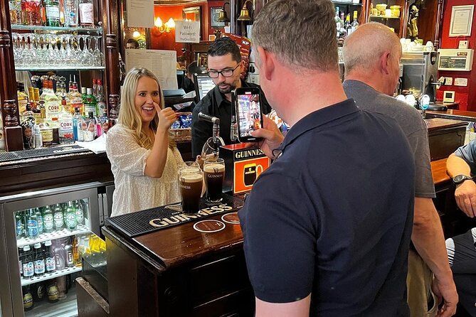 Guinness Storehouse: Entry ticket + Perfect Pint Pub Tour - Timing, meeting points, and the finish