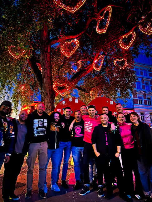 Hamburg: Pubcrawl & Nightlife Tour at St.Pauli - The bar selection and changing moods