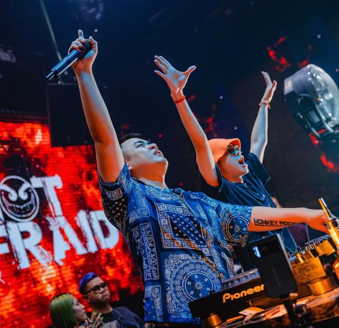 Hanoi: Guided Bar Crawl with Drinks and Nightclub Entry - Who will enjoy this Hanoi bar crawl
