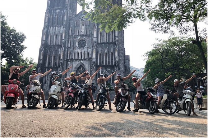 Hanoi Nightlife Food Tour By Motorbikes - Starting at 6 p.m. in the Old Quarter