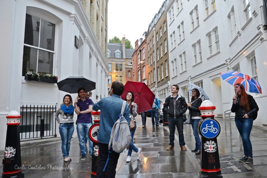 Historic pub tour with Brazilian guide (in Portuguese) - What happens during the 3 km walk