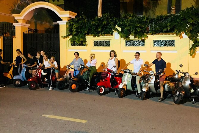 Ho Chi Minh Nightlife & Street Food Tour By Motorbike - Why a Scooter Is the Best Seat After Sunset