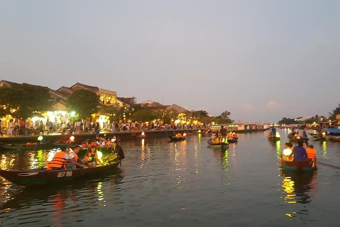 Hoi An Nightlife Tour with Hoi An Ancient Walking Tour, Boat Ride, Night Market - The Guide Makes the Biggest Difference