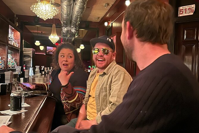 Howdy H-Town Street Art & Small Bar Tour - Warren’s Inn sets the tone