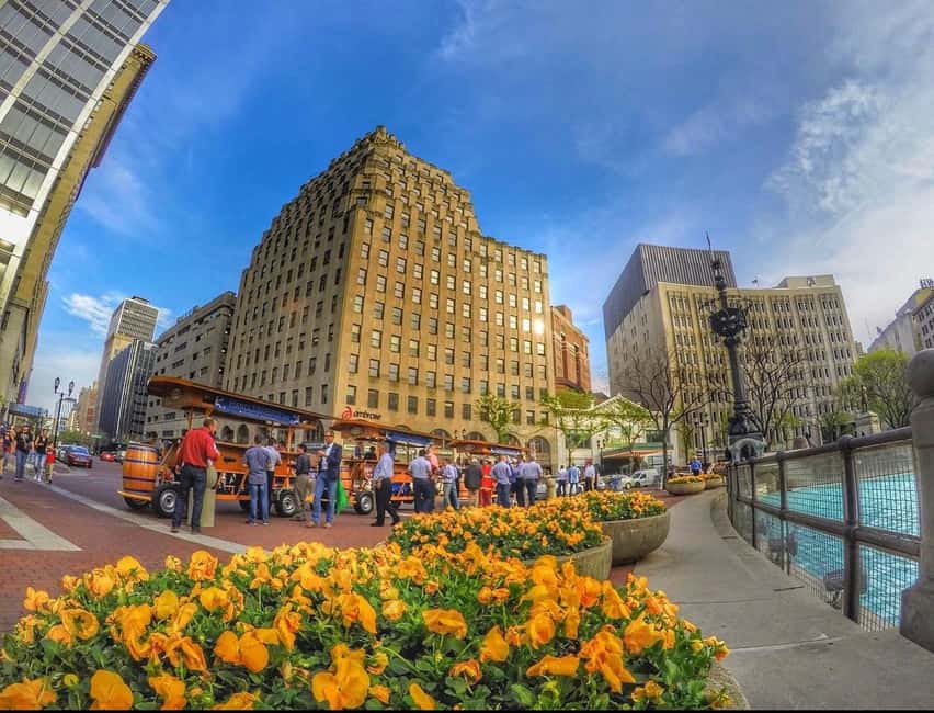 Indianapolis: Open-Air Pedal Pub Tour - Key points to know before you book