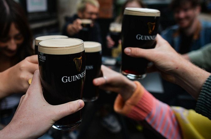 Irish Traditional Pub and History Tour with Expert Local Guide - Timing, walking, and practical planning