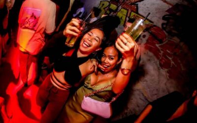 Rooftop Pub Crawl with Party Bus