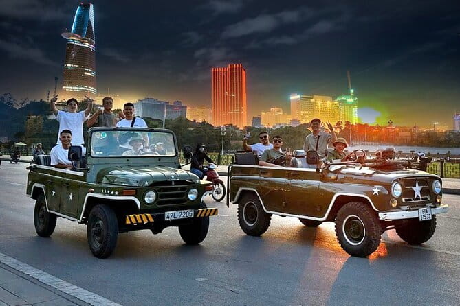 Jeep Tour Saigon By Night : FRESH SEAFOOD, STREET FOOD & SKY BAR - Why this four-hour Jeep ride is worth considering