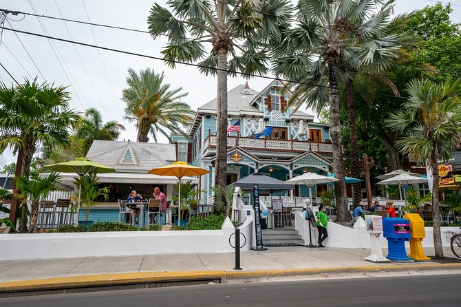 Key West: Haunted Pub Crawl Walking Tour - What the $34 price really covers