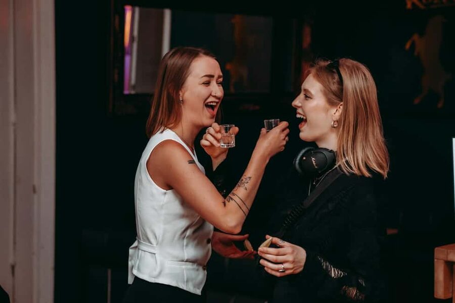Krakow: 6 pm Tipsy Bar Tour With Karaoke+Twist (Thu-Fri-Sat) - Ending with karaoke and a free shot