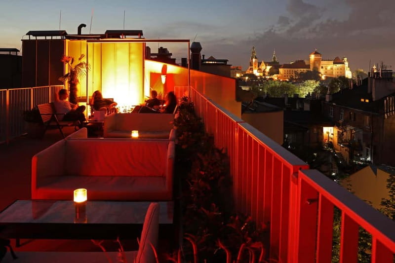 Krakow: Hidden Rooftop Bar Reservation with 1 Cocktail - Why SIX works so well for a Krakow evening