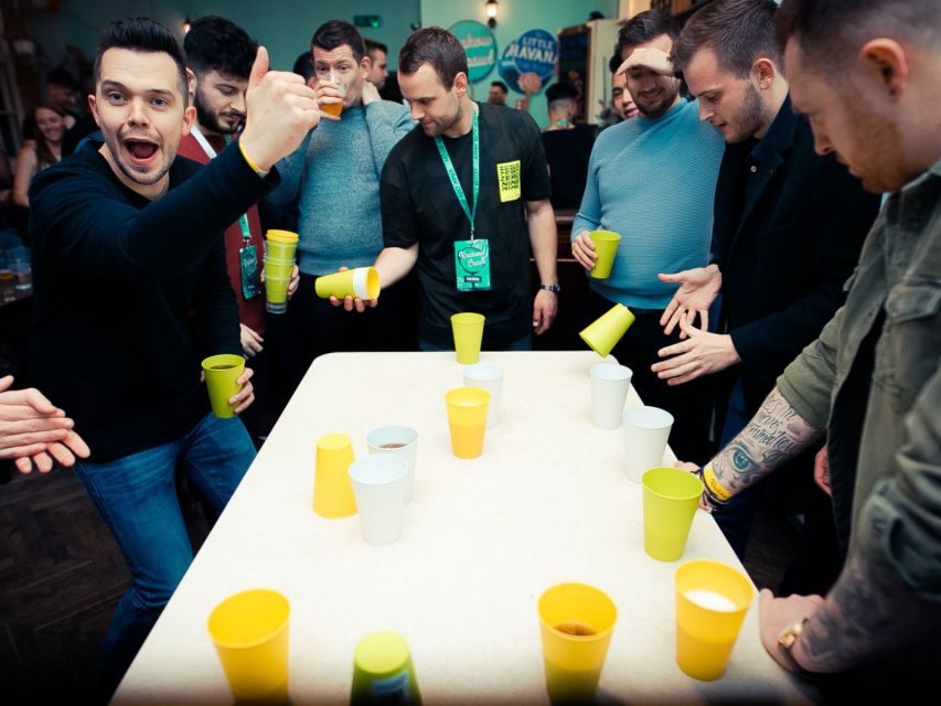 Krakow: Pub, Bar & Club Crawl - The first bar: free drinks and useful icebreakers