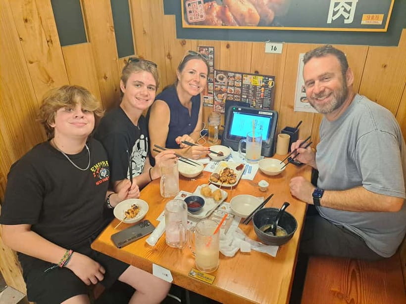 Kyoto: Izakaya Nightlife Tour with Local Guide - Pontocho and the narrow lanes of old Kyoto