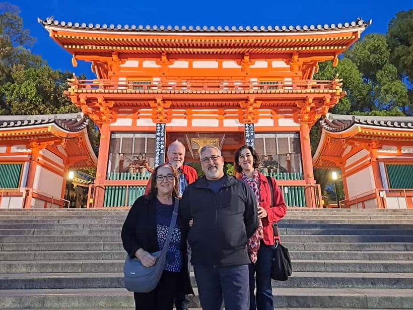 Kyoto: Izakaya Nightlife Tour with Local Guide - Gion and Yasaka after the temples close