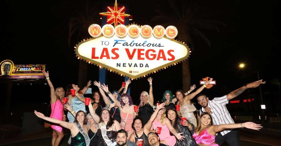 Las Vegas: Club Crawl by Party Bus w/ Free Drinks - The party bus is the social center