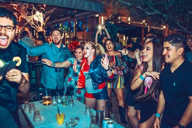 Las Vegas Club Crawl - Party Bus Tour - Starting at 9:30 pm on the Las Vegas Strip