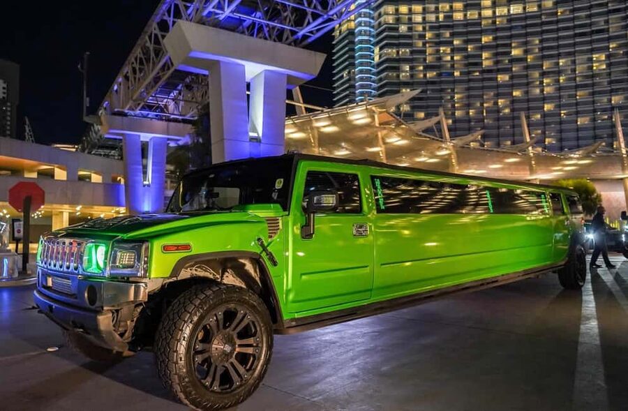 Las Vegas Limo Tour with Champagne and Nightclub Entry - Key points to know before booking
