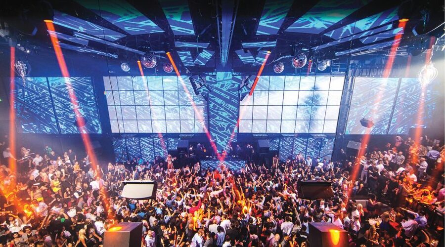 Las Vegas: Nightclub and Bar Crawl with Party Bus and Drinks - Meeting details require extra attention