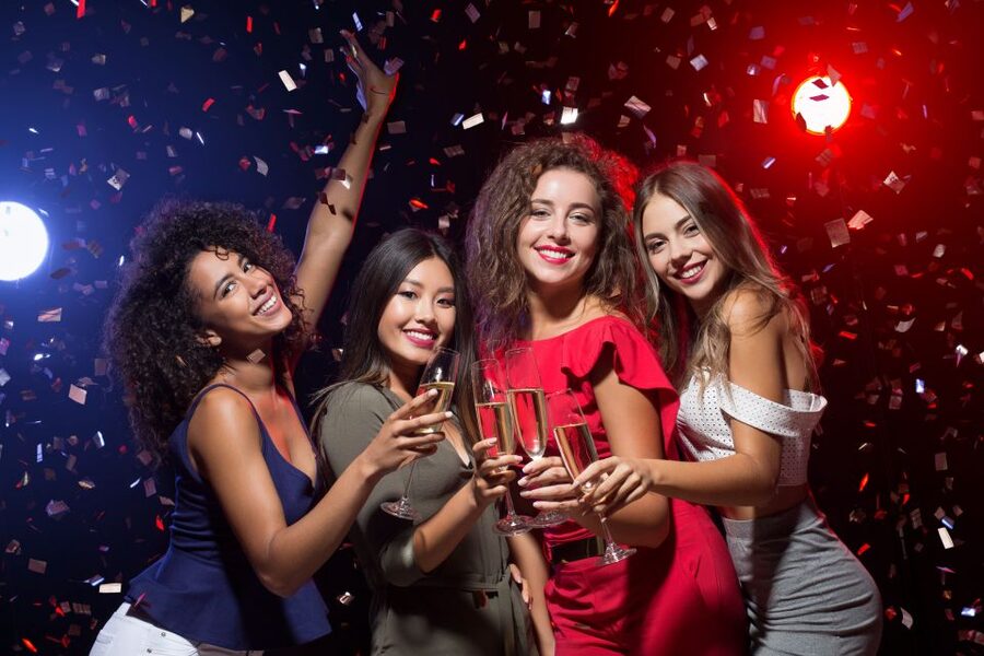 Las Vegas: Party Bus Nightlife Guided Tour - Starting at Mandalay Bay, not at your hotel