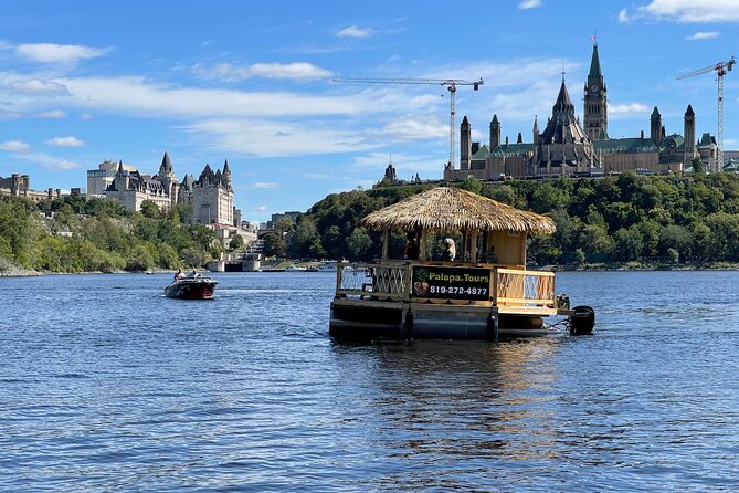Lilo Floating Tiki Bar on the Ottawa River - Why weather can change the experience