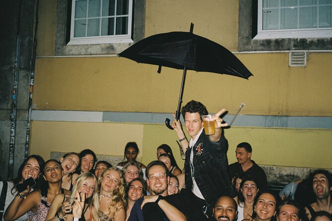 Lisbon Pub Crawl - Starting at Hokapia Bar at 10 p.m.
