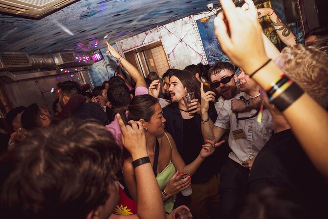 Lisbon Pub Crawl - Pink Street and the Cais do Sodré move