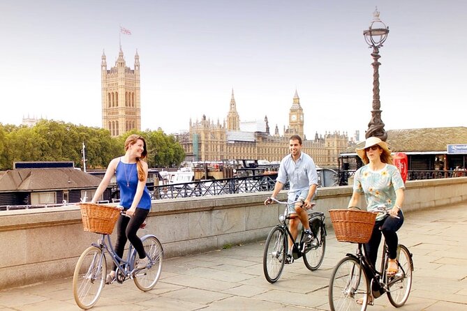 London Bike Tour: Landmarks, Secret Gems, Pub Stop & Street Art - Finishing with spray paint beneath Waterloo Station