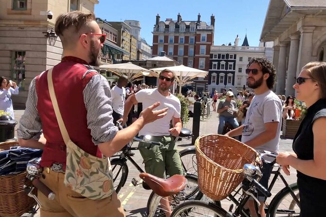 London Bike Tour: Landmarks, Secret Gems, Pub Stop & Street Art - Starting in Lambeth and crossing into royal London