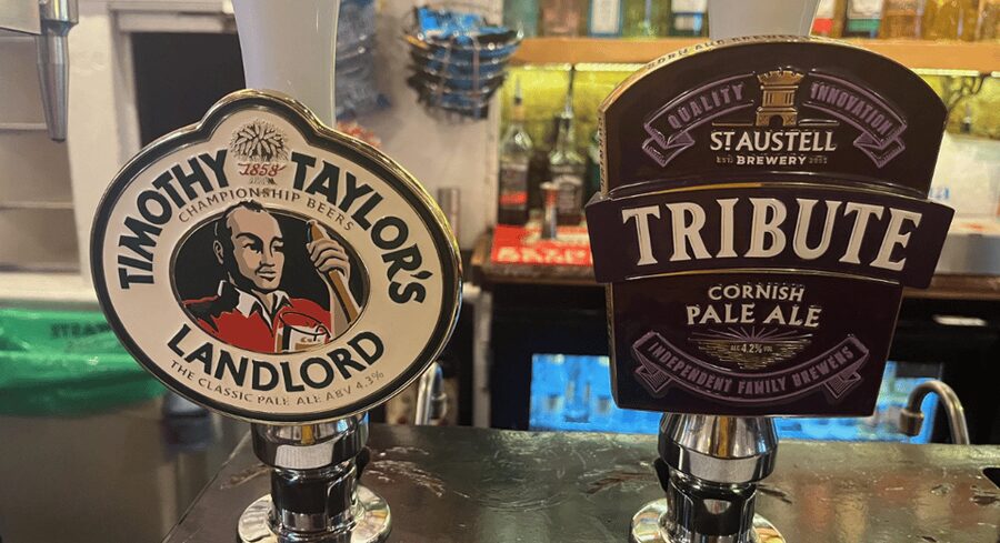 London: Historic London Pub Walking Tour - From medieval taverns to modern London drinks
