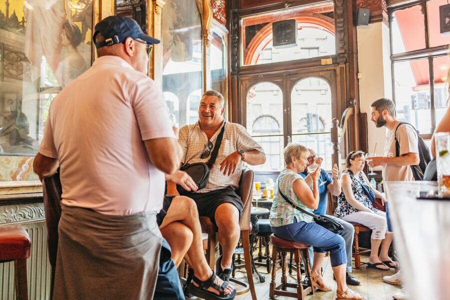 London: Historic Pubs of Central London Walking Tour - Who should book this pub walk?