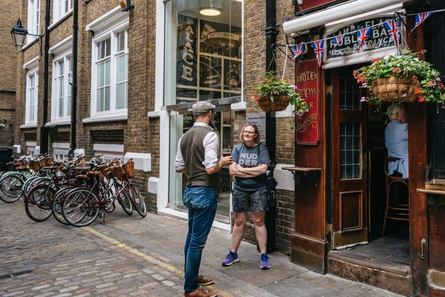 London: Landmarks & Secrets Bike Tour with Pub & Street Art - Key points to know before you book