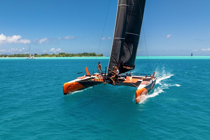 LUXURY Catamaran Bora Bora : Sailing, Snorkeling & Floating Bar - Crew service and the feel on board
