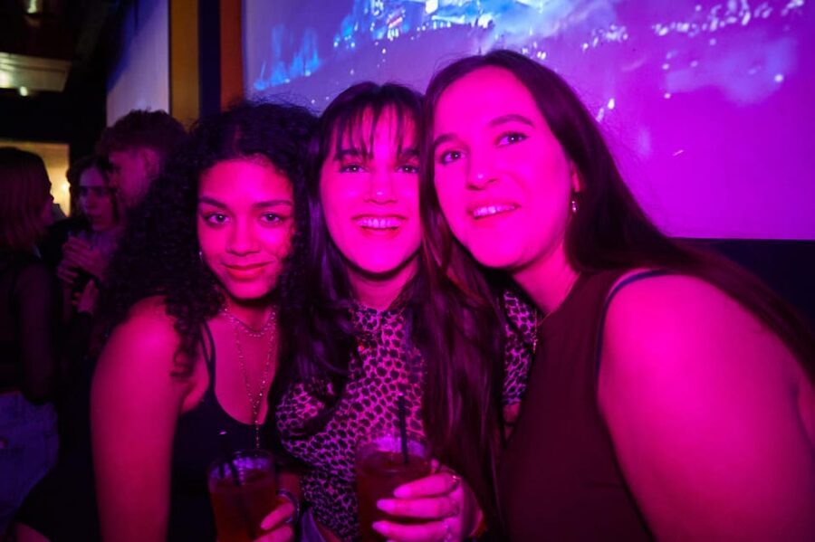 Lyon: Riviera Bar Crawl Party with Free Shots and Vip Entry - Key points at a glance