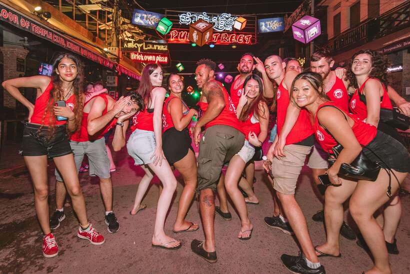 Mad Monkey Siem Reap Pub Crawl - Key points to know before you book
