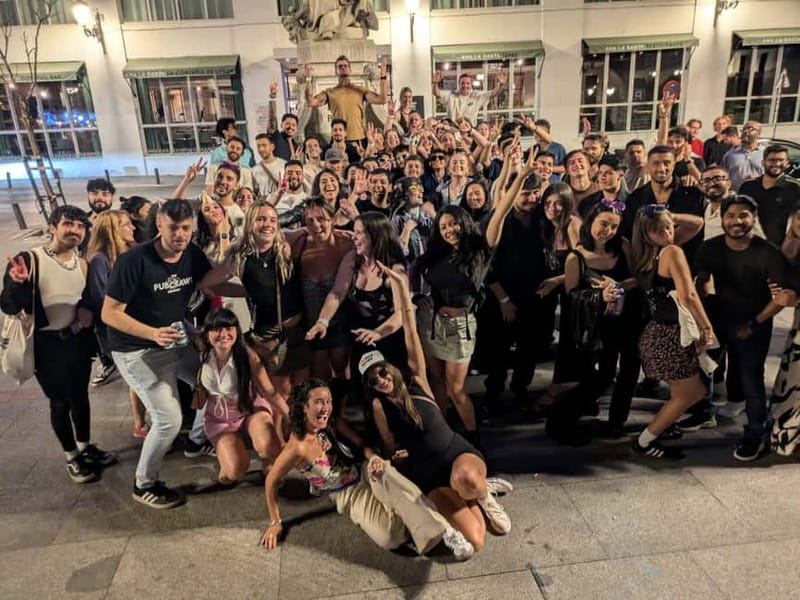 Madrid: Pub Crawl & Club Tour - Starting at Cats Hostel’s Cave Bar