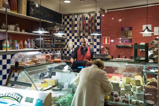 Madrid Tapas & Wine Tasting Walking Tour – Small Group Local Bars - What you actually eat and drink