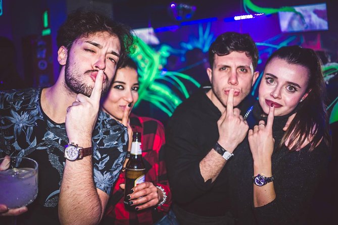 Madrid: Top Pub Crawl Madrid & Party - Stop two: Plaza de Santa Ana and international music