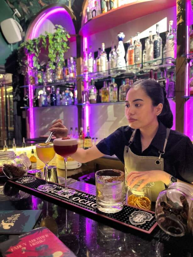 Makati Bar Crawl - Hidden Bar, Speakeasy and Pub - What the first bar can tell you