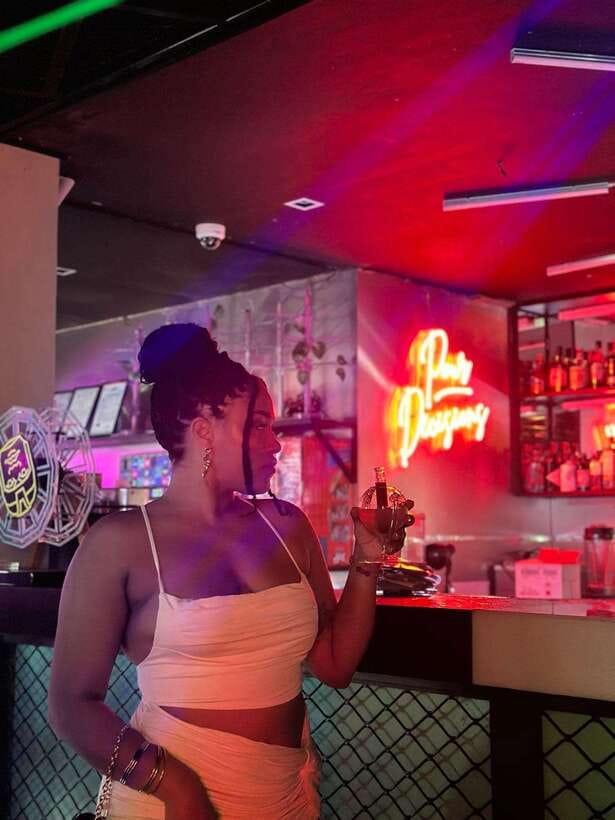 ⭐ Makati Bar Hopping and Pub Crawl Tour with Venus ⭐ - Why the guide makes a difference