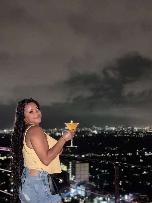 Makati Hidden Bars and Rooftop Bars with Venus - How the $54 price works in practice
