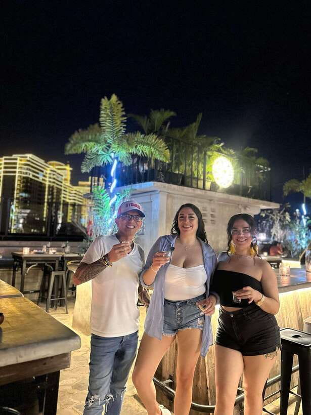 Makati Rooftop and Hidden Bars Experience - Dress code and practical preparation
